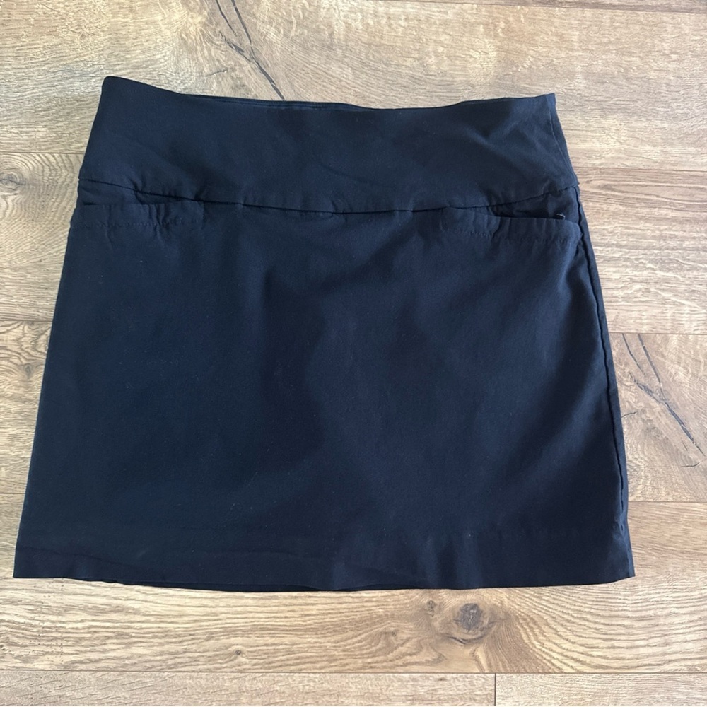 S.C. & CO. Skort Womens L Black 360 Tummy Control Pull On Comfortable Stretch
